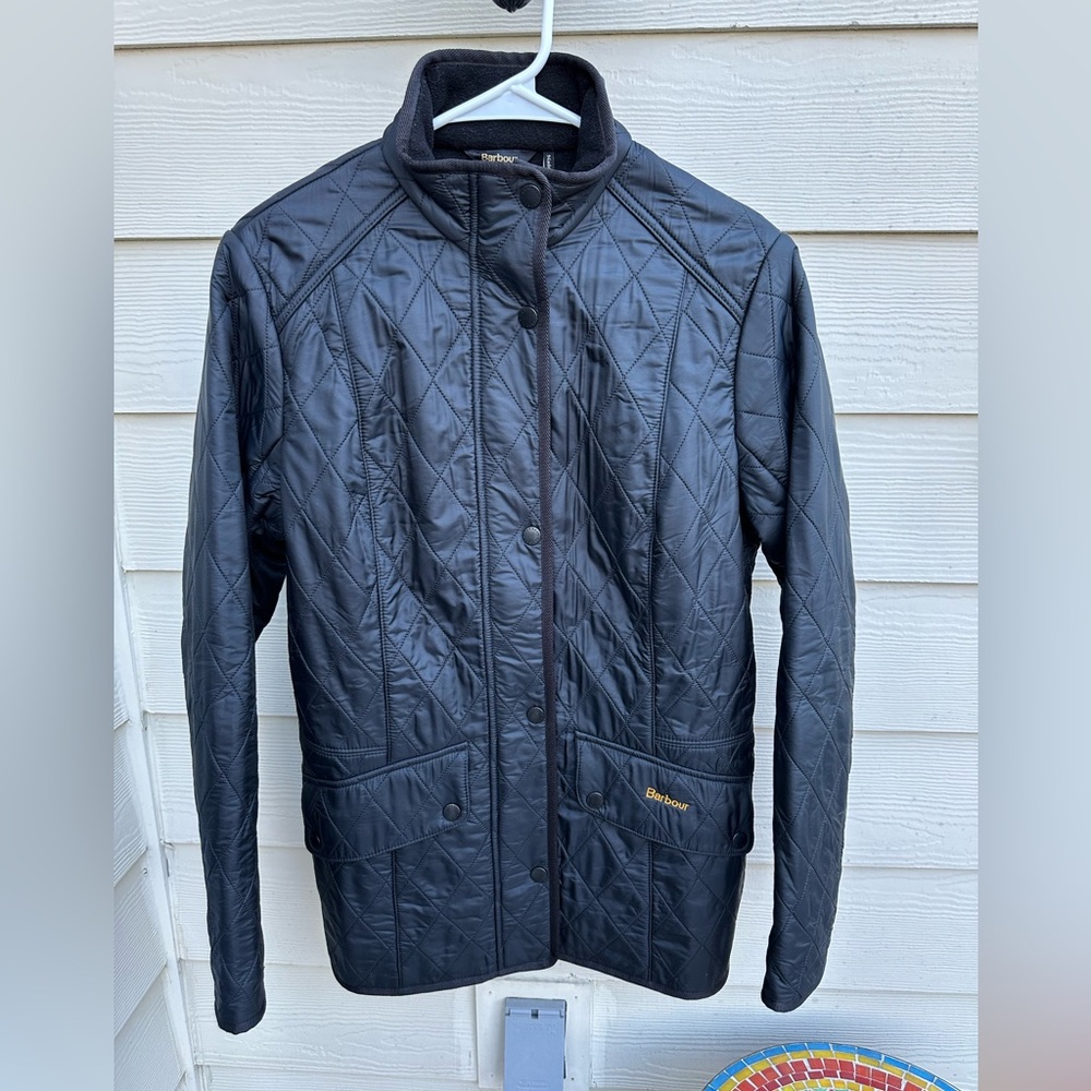 Women’s Barbour Coat - Like New 
Black quilted